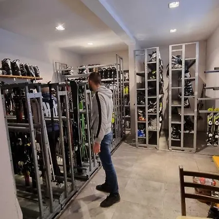 Femi Apartment, Zupa Aparthotel, Center Апартаменты 3*